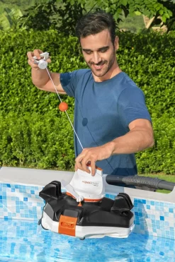 Cheap Flowclear Aquarover Autonomous Pool Cleaning Robot Pool Accessories