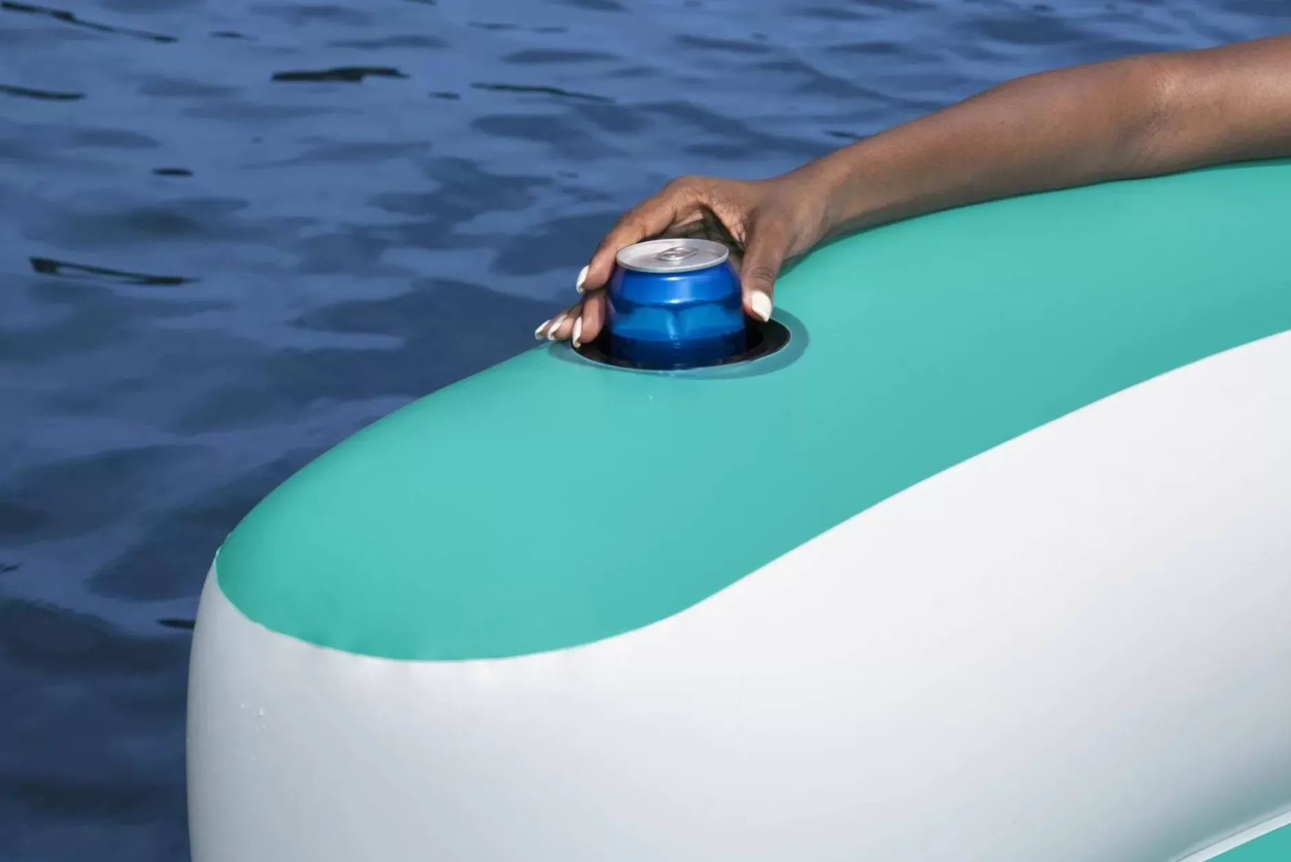 Best Hydro-Force Kick Back 5-Person Inflatable Party Island 9' Islands